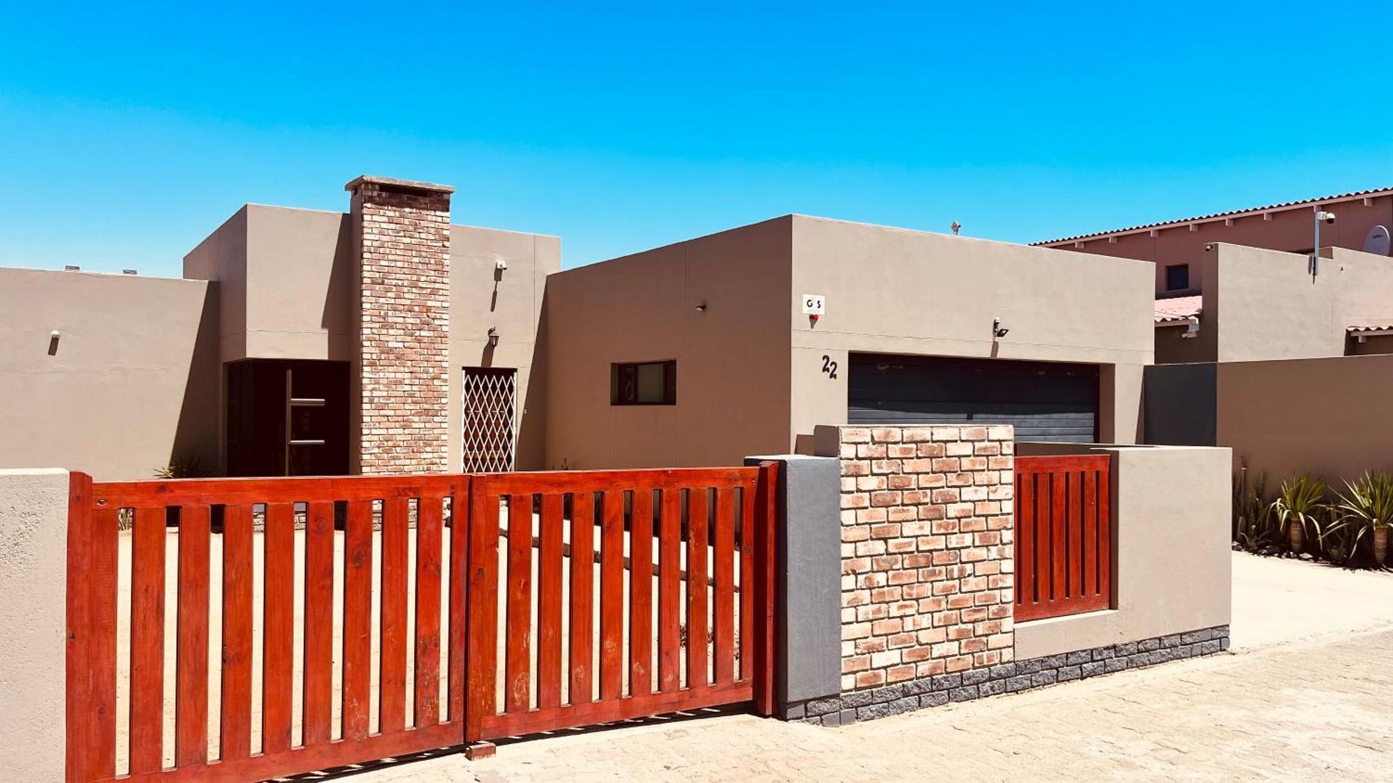 Otis Self Catering Lägenhet Walvis Bay Exteriör bild